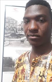 Creme com Bolinhas Escola Primária Newsletter