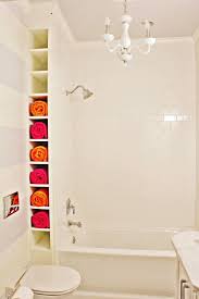 Pin By Vanessa Losch On Housing House Bathroom Bathrooms Remodel Small Bathroom
