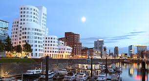 Hotels In Dusseldorf Hostels B B And Apartments Budgetplaces Com