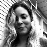 Kimberly Gooch's Instagram, Twitter & Facebook