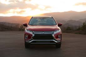 Suv Baru Mitsubishi Eclipse Cross Dengan Gambar Mitsubishi Eclipse Suv Mobil