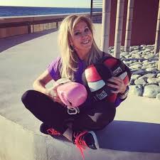 Geiss ist der sohn eines kirmesausstatters.nach abschluss der hauptschule stieg er direkt in das familiengeschäft ein. Die Geissens Jetzt Spricht Ihre Ex Nanny Gala De