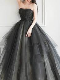 We would like to show you a description here but the site won't allow us. Gothic Style Brautkleider Die Besten Kleider Im Uberblick