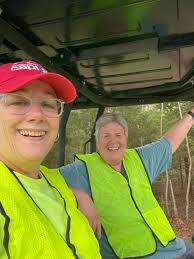 ISO somebody with a truck that can take 4 bags of yard waste to the dump