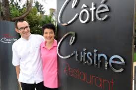 Hotel lann roz and its restaurant côté cuisine are located in the heart of carnac, close to the beaches and the exceptional megalithic site, the carnac stones. Cote Cuisine Une Meme Passion En Couple