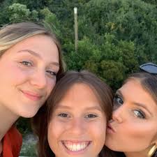 🧜‍♀️🧜‍♀️Summer of The Chicks🧚‍♂️🧚‍♂️