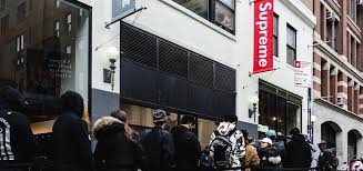 Make a statement with your clothing by rocking calibre. Supreme Vs Supreme The Story Of The Legal Fake Of The Streetwear Cult Brand Mds