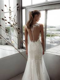 La cosa più importante scegliere spose propri abiti da sposa è quello di essere in grado di mostrare la loro personalità e temperamento, per evidenziare il loro lato più attraente. Abiti Da Sposa In Pizzo