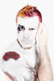 Por que os atores gays da Globo não saem do armário