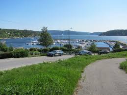 Hjemmebanen vår er bakkeløkka flerbrukshall og ved klubbhuset vårt, oppe ved myklerud. Fagerstrand Skiforeningen