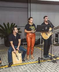 We would like to show you a description here but the site won't allow us. Coluna Social Andrea Pena Folha Vitoria