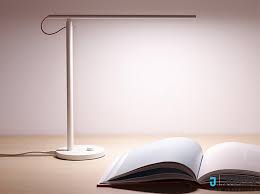 چراغ مطالعه هوشمند