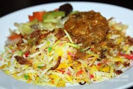 Resepi nasi ayam adalah antara resepi yang popular di malaysia sejak sekian lama. Http Sue Hasue Blogspot Com 2011 10 Resepi Nasi Minyak Hujan Panas 1st Time Html Local Food Food Recipes