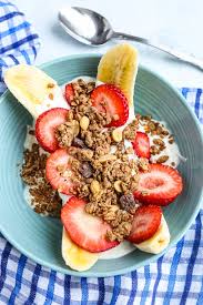 My fresh approach combines them with grits and black beans for this chorizo breakfast bowl. Healthy Banana Split Breakfast Bowl Laptrinhx News