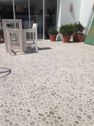 Pavimento Terraza Piedra De Rio Ref Mix 2 Canto Rodado Banos Duchas River Rock Showe Pebble Stone Wall Floor Peb Piso De Piedras Suelos De Exterior