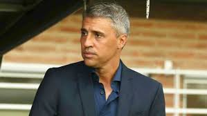 Hernán jorge crespo (spanish pronunciation: Serie A Hernan Crespo Cuando Saliamos En Roma Pareciamos Los Beatles Marca Claro Colombia