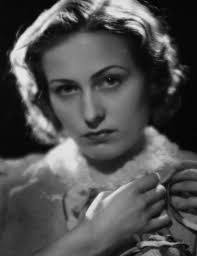 Annette Rohde's Instagram, Twitter & Facebook