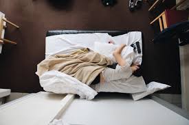 Ce sa faci cand ai insomnii?. 9 Semne Care Iti Arata Ca Te Supraantrenezi