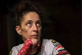 Scots mum says she will 'make history' to become Britain's first female  bare knuckle champion