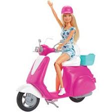 Seit jahren begleitet die puppe mit den langen beinen. Barbie Traumvilla Puppenhaus Barbie Traumhaus Mit 3 Etagen Und Zubehor Smyths Toys Deutschland