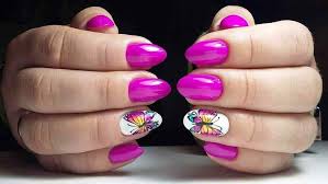 El síntoma más notable es una decoloración blanca, marrón o amarilla de una o más uñas de los pies. Https Xn Decorandouas Jhb Net Unas Rosa