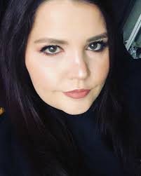 Mandi Dawson (@beautyeditionx) • Instagram photos and videos