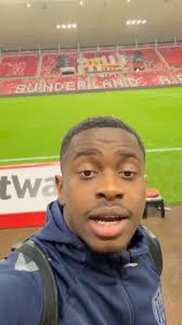 1) New message: Noah Sadiki 🤳