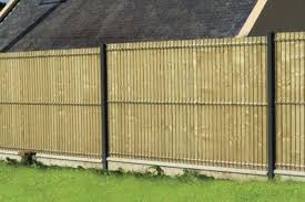 palissades en bois panneaux ecrans massifs claustra exterieur amenagement exterieur treillis cloture