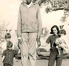 We did not find results for: L Homme Le Plus Grand Du Monde Expose Et Mort Comme Une Bete De Foire Coups Francs