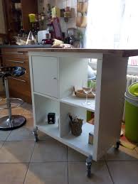 Diy Petit Ilot De Cuisine Realise Avec 2 Planches A Decouper Un Meuble Ikea A 39 Et 4 Roues Kitchen Home Decor Decor