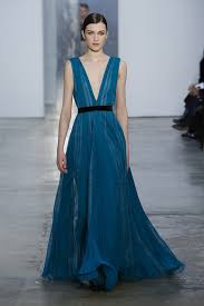 Ir radiante a una boda empieza aquí. Ø´Ø¬Ø§Ø¹ Ø¹Ø¯ ÙŠØµÙ†Ø¹ Vestidos Cortos Carolina Herrera 2018 Translucent Network Org