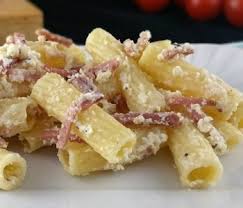 Da una tradizione familiare tutta italiana, il gusto di una volta nelle nostre mortadelle, prosciutti, salami, speck, coppe e bresaole. Pasta Ricotta E Speck La Cadrega