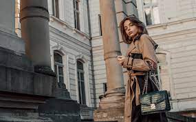 Chocolate brown is the christian grey of browns for fall 2020, and of course leather everything is the way to go. Autumn Style Casual Fall Fashion Trends For 2020 Fashionisers C