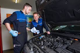 Does anyone know what is the engine oil capacity for a 2006 1.3 petrol yaris please.thanks. How To Check And Top Up Your Engine Oil Level