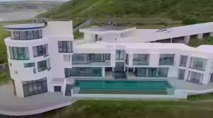 Simulation shows what inside of Grand Designs' 'saddest ever house' was  supposed to look like