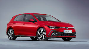 Deliveries are arriving in late 2021, which is right around the same time the golf gti arrives at your favorite vw dealership. Closer Look 2022 Vw Golf Gti Gets More Power And Revised Chassis Keeps Its Stick Shift