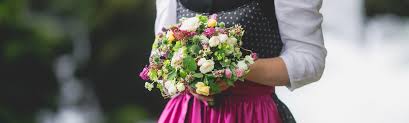 Search, discover and share your favorite hochzeitskleid gifs. Brautkleider Tirol Tolle Hochzeitkleider Aus Tirol Hochzeit Click