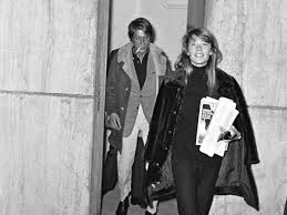 В деталях apple music playlist. Epingle Sur People Film Livre Musique