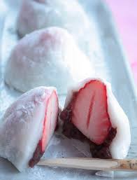 Ichigo Daifuku Pate De Riz Fourree A La Fraise Et Haricot Rouge Rezepte Susses Torten