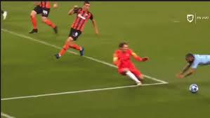 Anyone who's seen raheem sterling running knows the manchester city winger doesn't move like most athletes. Rahem Sterling Dive Gif Rahemsterling Dive Diving Discover Share Gifs