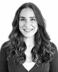 Danielle Speakman's Instagram, Twitter & Facebook