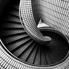 Belastbare wand bodenbeschichtung und wie sie leicht kosten fr schritt. Gewendelte Treppe Fliesen Das Sollten Sie Bedenken