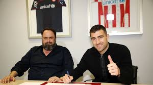 Μάθε πότε γιορτάζει το όνομα σταυροσ καθώς και όλα τα ονόματα σταύρακας, σταυράκιος, σταυρής, σταυριανός, σταυράκης, σταυρούλα, σταυριανή, σταυρίνα, σταυρία με βάση το ελληνικό εορτολόγιο. Papasta8opoylos Gia Marinakh Eyxaristw Ton Proedro Poy Me Perimene Arouraios Gr Eidhseis