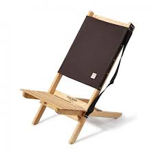 New Chelan Chair Perfect For Camping And Concerts This Folding Chair Is Crafted In The Usa Features Iconic Rugged Tw Diy Gartenmobel Klappstuhl Campingstuhl