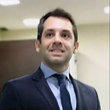 A Remuneração de Executivos atrelada a métricas de cultura e governança.