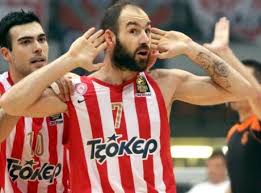 Όλα για διπλό στη λεωφόρο (pic). Olympiakos Pana8hnaikos Otan O Spanoylhs Milhse Sto Finale Mpasket Sport 24