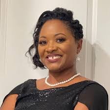 Lashelle Davis's Instagram, Twitter & Facebook