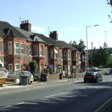 Crawley 1 bed apt by gatwick airport (available from: Language Courses In Crawley Language Trainers Uk