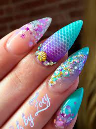 Joan On Twitter In 2021 Mermaid Nails Almond Nails Designs Short Acrylic Nails Designs