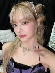 Birth Name:Sheena Mae Catacutan Stage Name:Sheena Birthday:May 9, 2004  Zodiac Sign: Taurus Height:5'4" Color:Purple Emoji: Rabbit Position:Main  Dancer